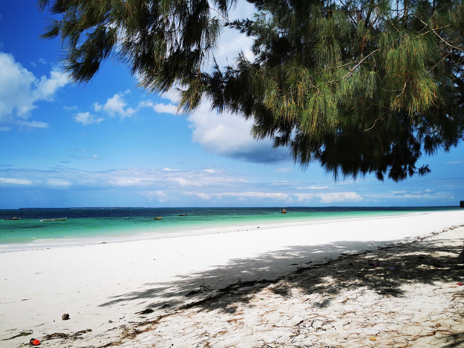 Uroa Public Beach photo #7