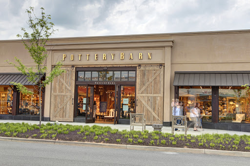 Shopping Mall «The Shops at Stonefield», reviews and photos, 2100 Hydraulic Rd, Charlottesville, VA 22901, USA