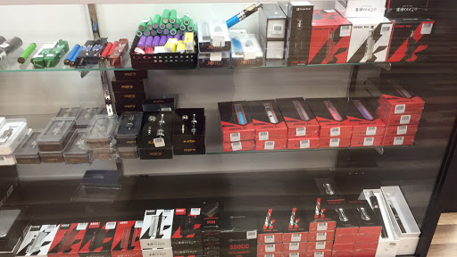 Tobacco Shop «Marleys House Clearwater Vape & Smoke Shop», reviews and photos, 28880 US-19, Clearwater, FL 33761, USA