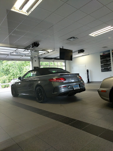 Mercedes Benz Dealer «Mercedes-Benz Of Danbury», reviews and photos, 100 Federal Rd, Danbury, CT 06810, USA