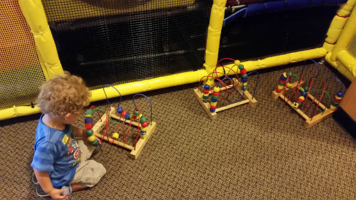 Pizza Restaurant «Round Table Pizza», reviews and photos, 3637 Mt Diablo Blvd, Lafayette, CA 94549, USA