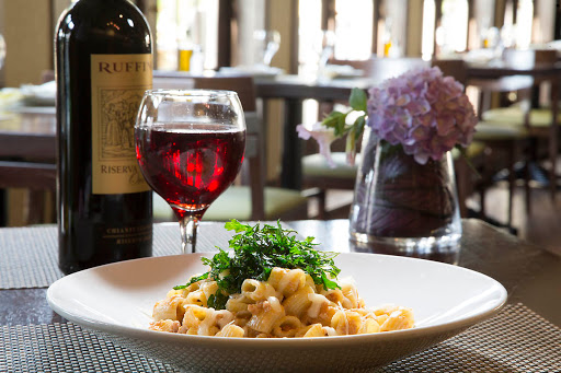 Italian Restaurant «il Fornetto», reviews and photos, 2902 Emmons Ave, Brooklyn, NY 11235, USA