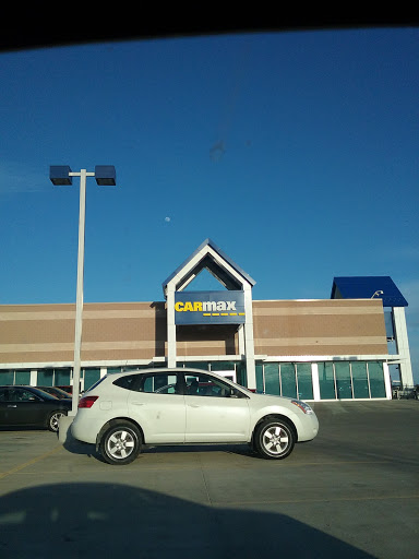 Used Car Dealer «CarMax», reviews and photos, 10315 Hickman Rd, Urbandale, IA 50322, USA