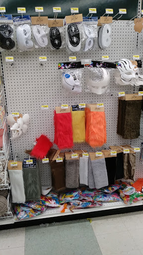 Fabric Store «Jo-Ann Fabrics and Crafts», reviews and photos, 2201 NW Barry Rd, Kansas City, MO 64154, USA