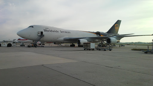 Courier Service «Ups Air Gateway Orlando», reviews and photos, 8975 Tradeport Dr, Orlando, FL 32827, USA