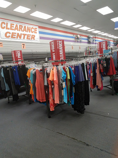 Sporting Goods Store «Big 5 Sporting Goods», reviews and photos, 9120 Reseda Blvd, Northridge, CA 91324, USA