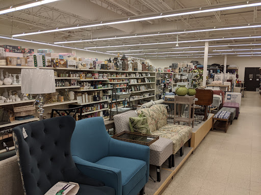 Home Goods Store «Tuesday Morning», reviews and photos, 261 Indian Lake Blvd #300, Hendersonville, TN 37075, USA