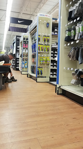 Sporting Goods Store «Academy Sports + Outdoors», reviews and photos, 7171 N Davis Hwy, Pensacola, FL 32504, USA