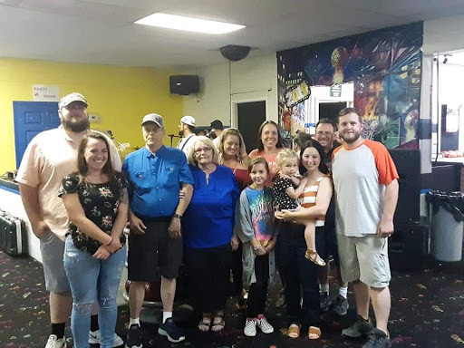 Bowling Alley «Gary Center Bowl», reviews and photos, 1118 N Market St, Paris, TN 38242, USA