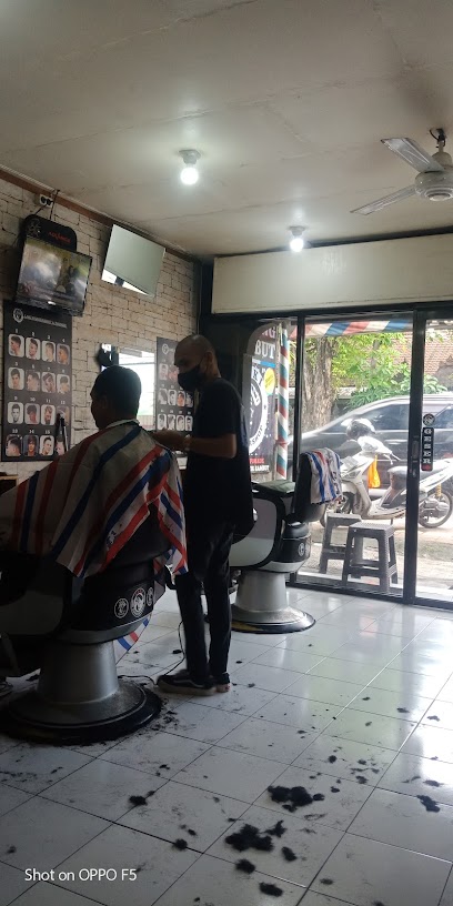 Laki Barbershop Cabang Sesetan