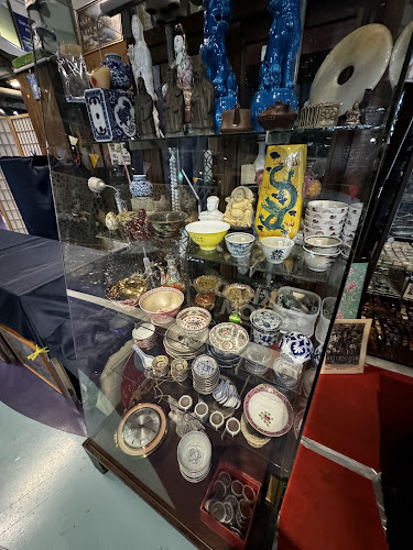 Ratings and reviews of The Collectables’ Shop