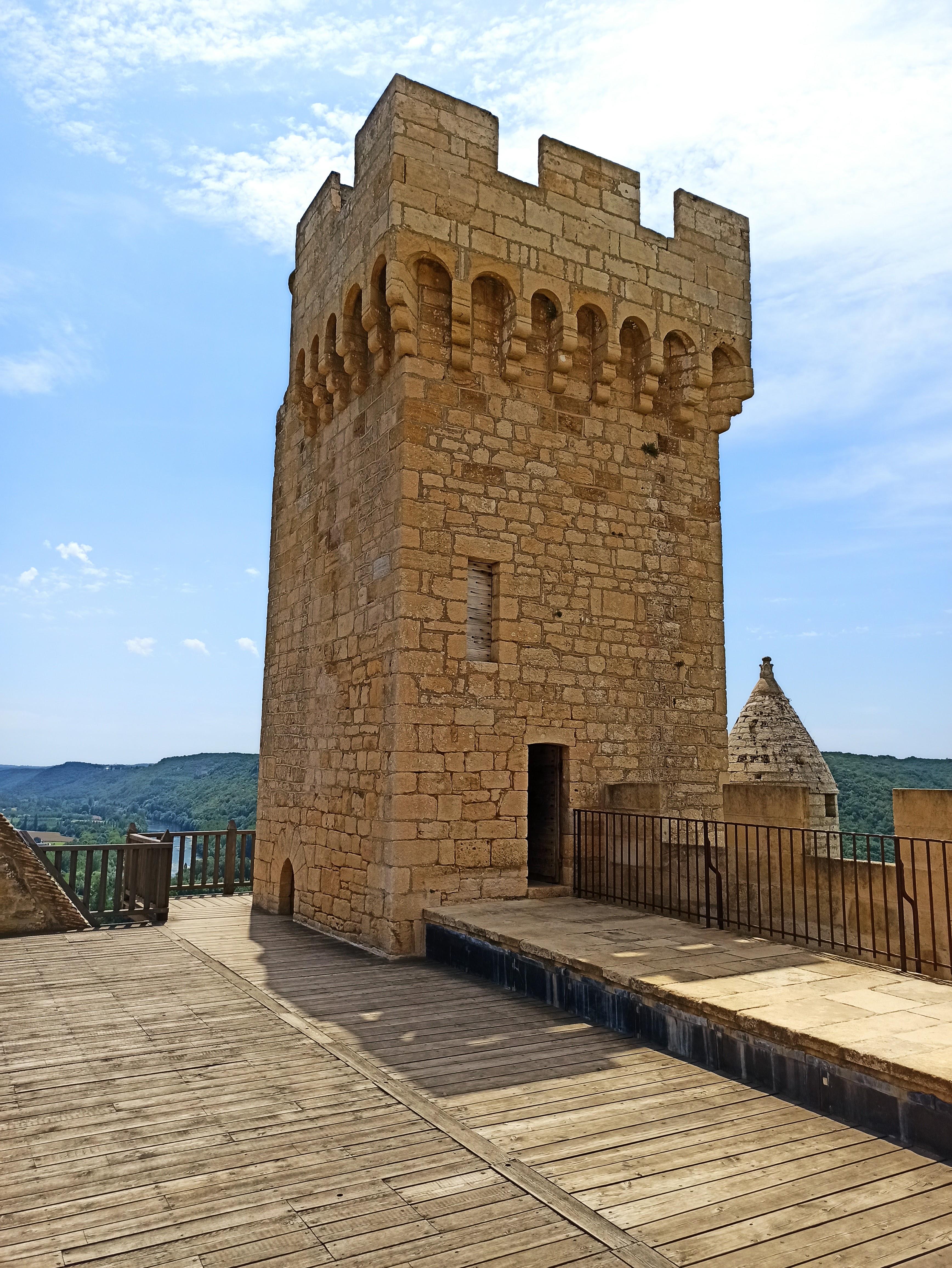 Photo n° 11 de l'avis de King.t fait le 26/06/2021 à 15:00