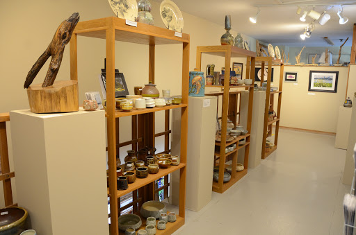 Pottery Store «Mississippi Mud Pottery», reviews and photos, 310 E Broadway, Alton, IL 62002, USA