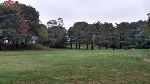 Golf Course «Fresh Pond Golf Course», reviews and photos, 691 Huron Ave, Cambridge, MA 02138, USA