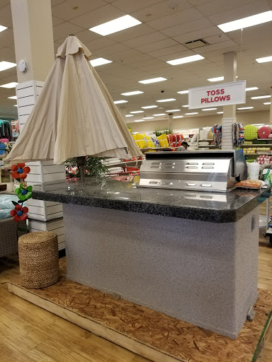 Department Store «HomeGoods», reviews and photos, 150 N Village Ave, Rockville Centre, NY 11570, USA