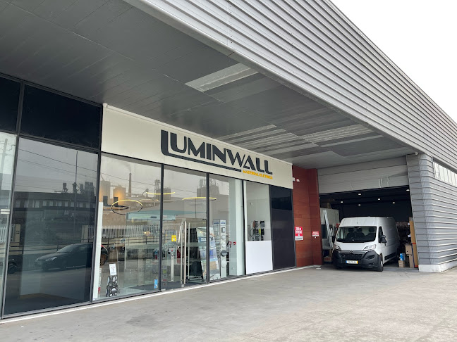Luminwall - Comércio De Material Eléctrico, Lda.