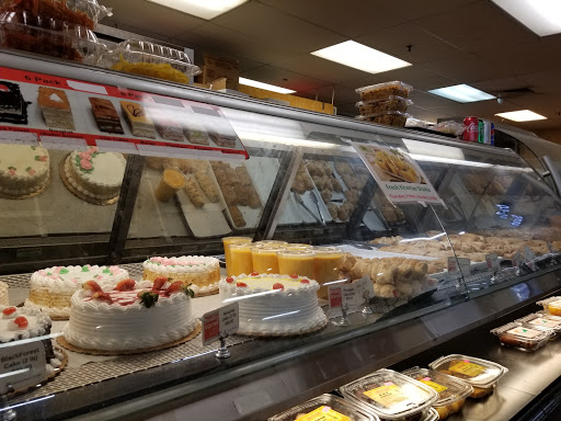 Asian Grocery Store «Lotte Plaza Market - Ashburn», reviews and photos, 43930 Farmwell Hunt Plaza #100, Ashburn, VA 20147, USA