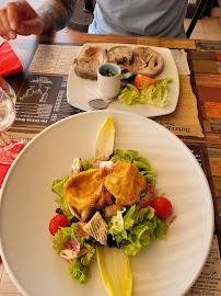 Salade César du Restaurant français Auberge des Roux à Paslières - n°9