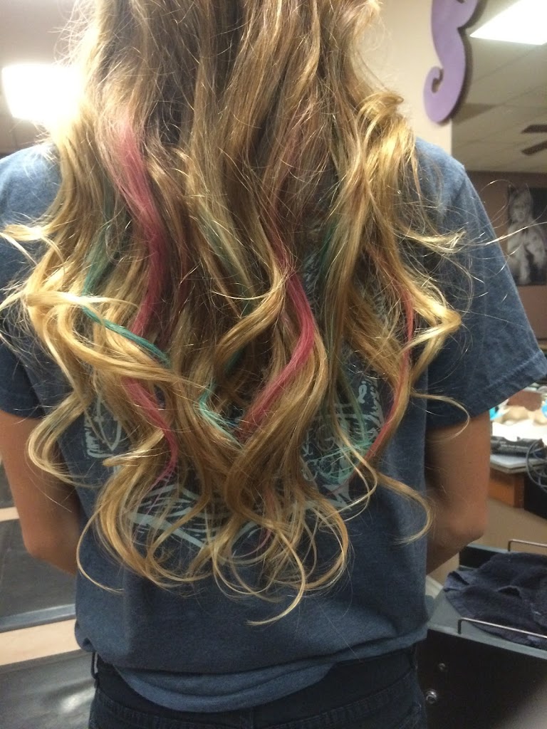 Studio 94 Salon 91935