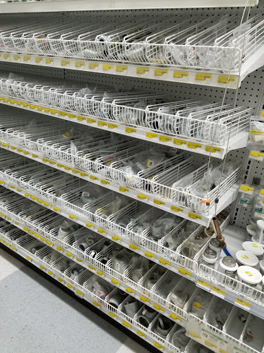 Hardware Store «Vero Beach Hardware», reviews and photos, 3555 9th St SW, Vero Beach, FL 32968, USA