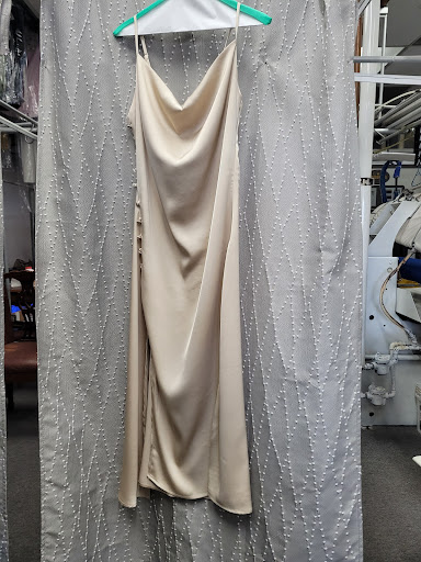 Tailor «Diamond Cleaners & Tailor», reviews and photos, 2765 N Scottsdale Rd, Scottsdale, AZ 85257, USA