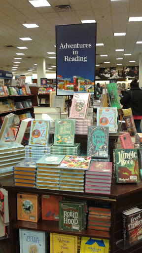 Book Store «Barnes & Noble», reviews and photos, 3485 Tyler St, Riverside, CA 92503, USA