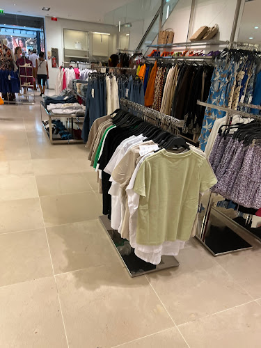 Magasin de vêtements Zara Le Chesnay-Rocquencourt