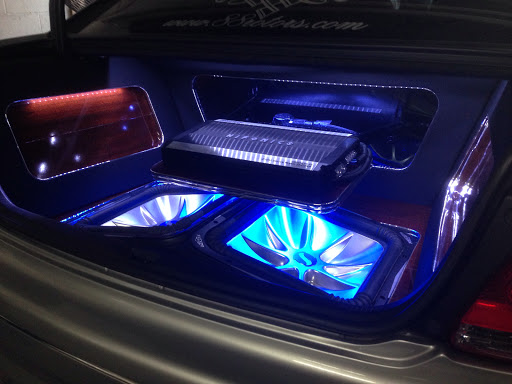 Electronics Store «Mobile Electronics», reviews and photos, 419 Ogden Ave, Downers Grove, IL 60515, USA