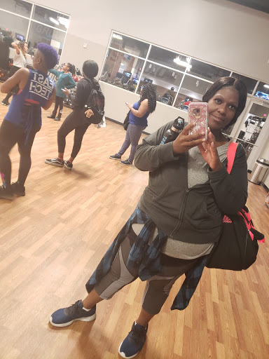 Gym «EOS Fitness Las Vegas Sahara Gym», reviews and photos, 8125 W Sahara Ave #100, Las Vegas, NV 89117, USA