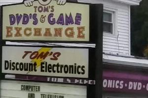 Tom's Electronics - Games, Movies & Music image