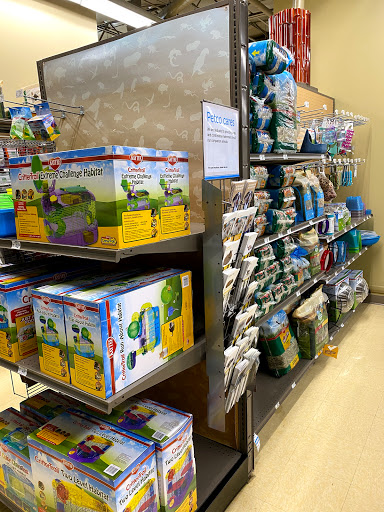 Pet Supply Store «Petco Animal Supplies», reviews and photos, 4030 N MacArthur Blvd #200, Irving, TX 75038, USA