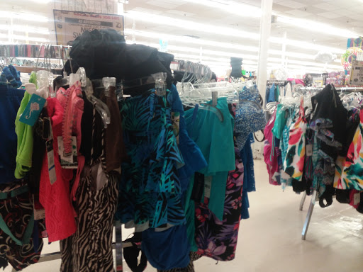 Discount Store «Ocean State Job Lot», reviews and photos, 560 Windsor Ave, Windsor, CT 06095, USA