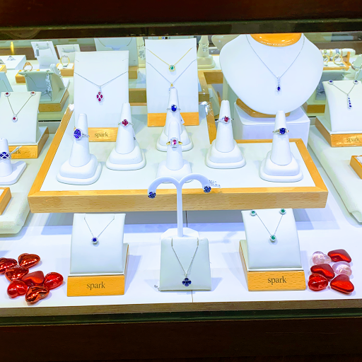 Jewelry Store «Glenn Betz & Associates Jewelers», reviews and photos, 11776 Manchester Rd, Des Peres, MO 63131, USA