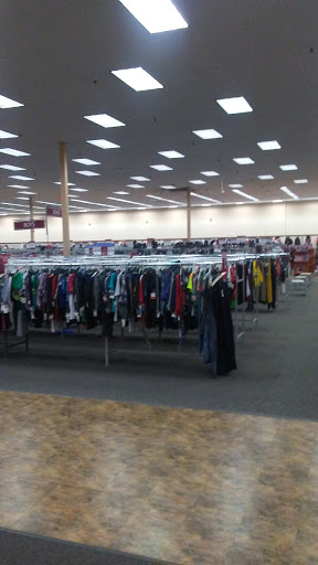 Clothing Store «Burlington Coat Factory», reviews and photos, 4293 Winston Ave #2, Covington, KY 41015, USA