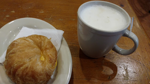 Wine Bar «Thirsty Mind Coffee and Wine Bar», reviews and photos, 23 College St # 6, South Hadley, MA 01075, USA