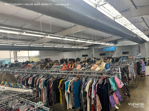 Thrift Store «Goodwill Central Texas Lake Austin Store», reviews and photos