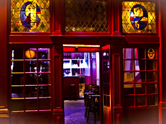 Les Caractères Bar Paris
