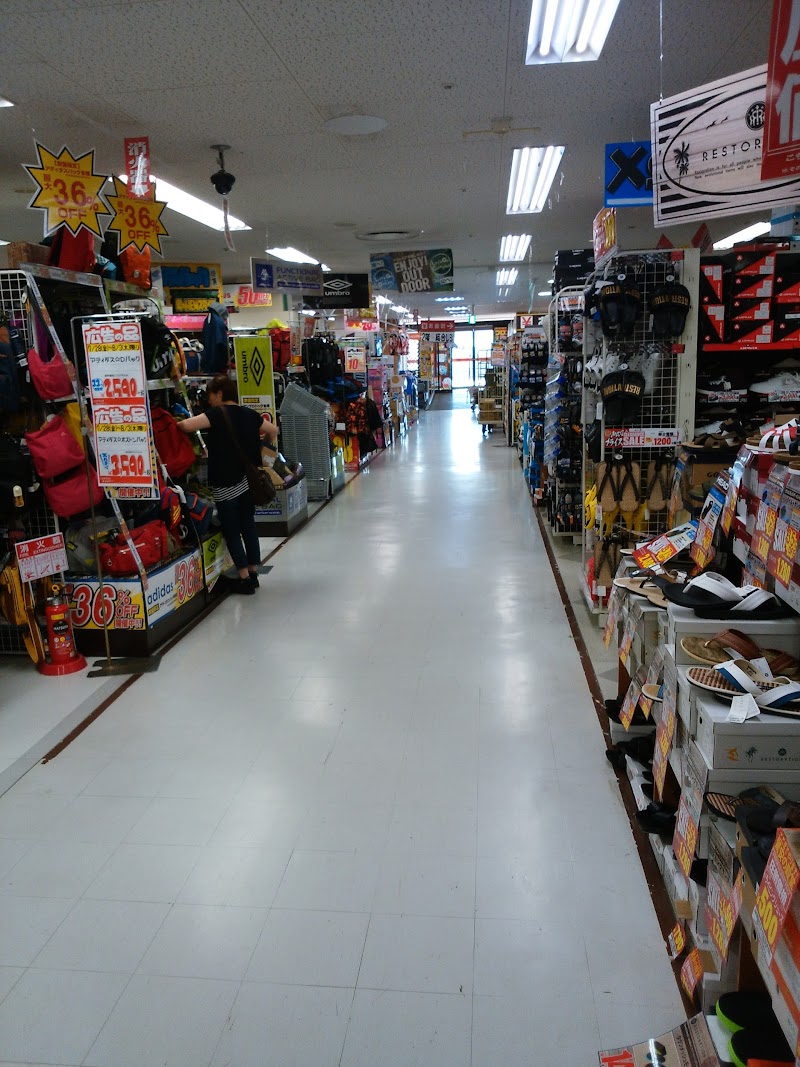 ｍｅｇａドン キホーテ 柏崎店 新潟県柏崎市東長浜町 ディスカウント ストア グルコミ