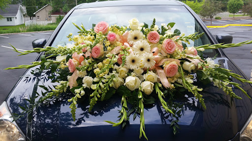 Florist «La Petite Fleur», reviews and photos, 259 Prescott St, St Paul, MN 55107, USA