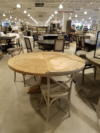 Interior Designer «Restoration Hardware Outlet», reviews and photos, 241 Fort Evans Rd NE #841, Leesburg, VA 20176, USA