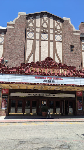 Performing Arts Theater «Paramount Hudson Valley Theater», reviews and photos, 1008 Brown St, Peekskill, NY 10566, USA