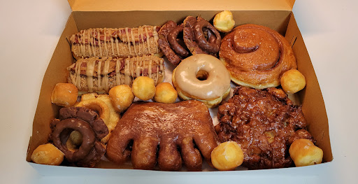 Donut Shop «Fluffy Donuts & Sandwich Shop», reviews and photos, 757 Russell Blvd # 2, Davis, CA 95616, USA