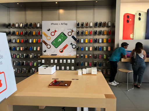 Computer Store «Apple New Haven», reviews and photos, 65 Broadway, New Haven, CT 06511, USA