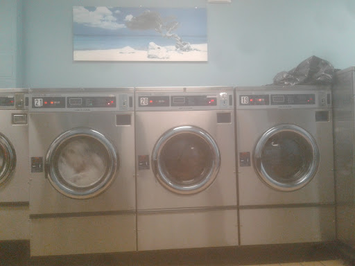 Laundromat «Laundry Basket», reviews and photos, 317 Kennedy St NW, Washington, DC 20011, USA