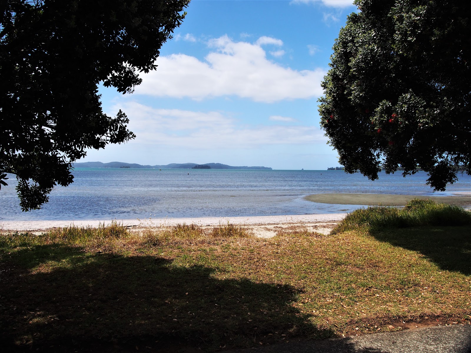 Foto de Snells Beach e o assentamento