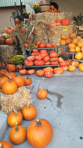 Grocery Store «Fred Meyer», reviews and photos, 2497 SE Burnside Rd, Gresham, OR 97080, USA