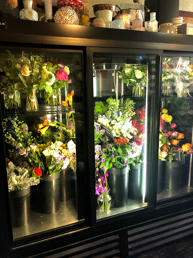 Florist «Halsted Flowers, LLC», reviews and photos, 2725 N Halsted St, Chicago, IL 60614, USA