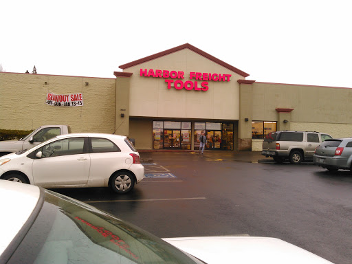 Hardware Store «Harbor Freight Tools», reviews and photos, 15800 SE McLoughlin Blvd, Milwaukie, OR 97267, USA
