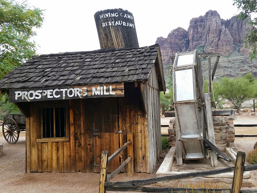 Lost Dutchman State Park