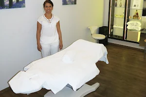 WellMaSol Massage + Wellness im Mövenpick-Hotel image
